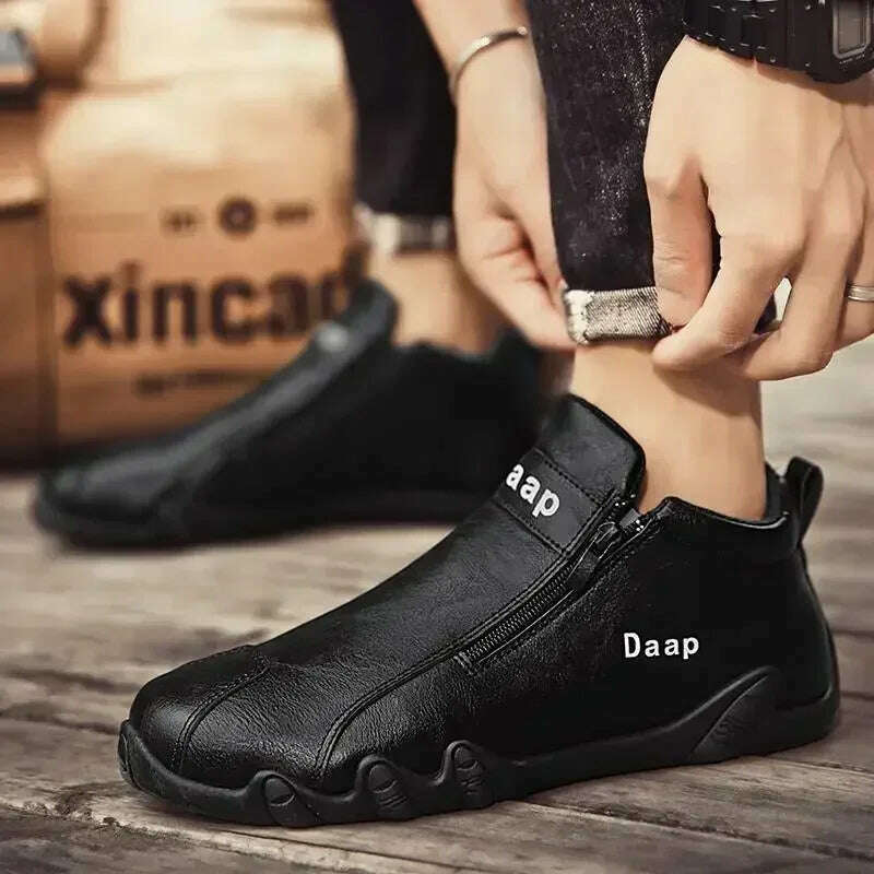 2025 New Casual shoe for Men Luxury Round Toe Men Ankle Boots Light Slip on Walking shoe Outdoor Comfor Men High Top Sneakers