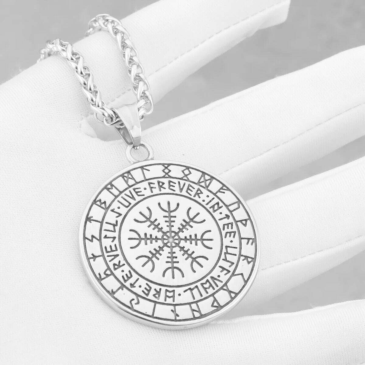 316L Stainless Steel Viking Odin Wolf Necklace Men's Back Helm of Awe Rune Amulet Odin Symbol Pendant Necklace Gift Punk Jewelry