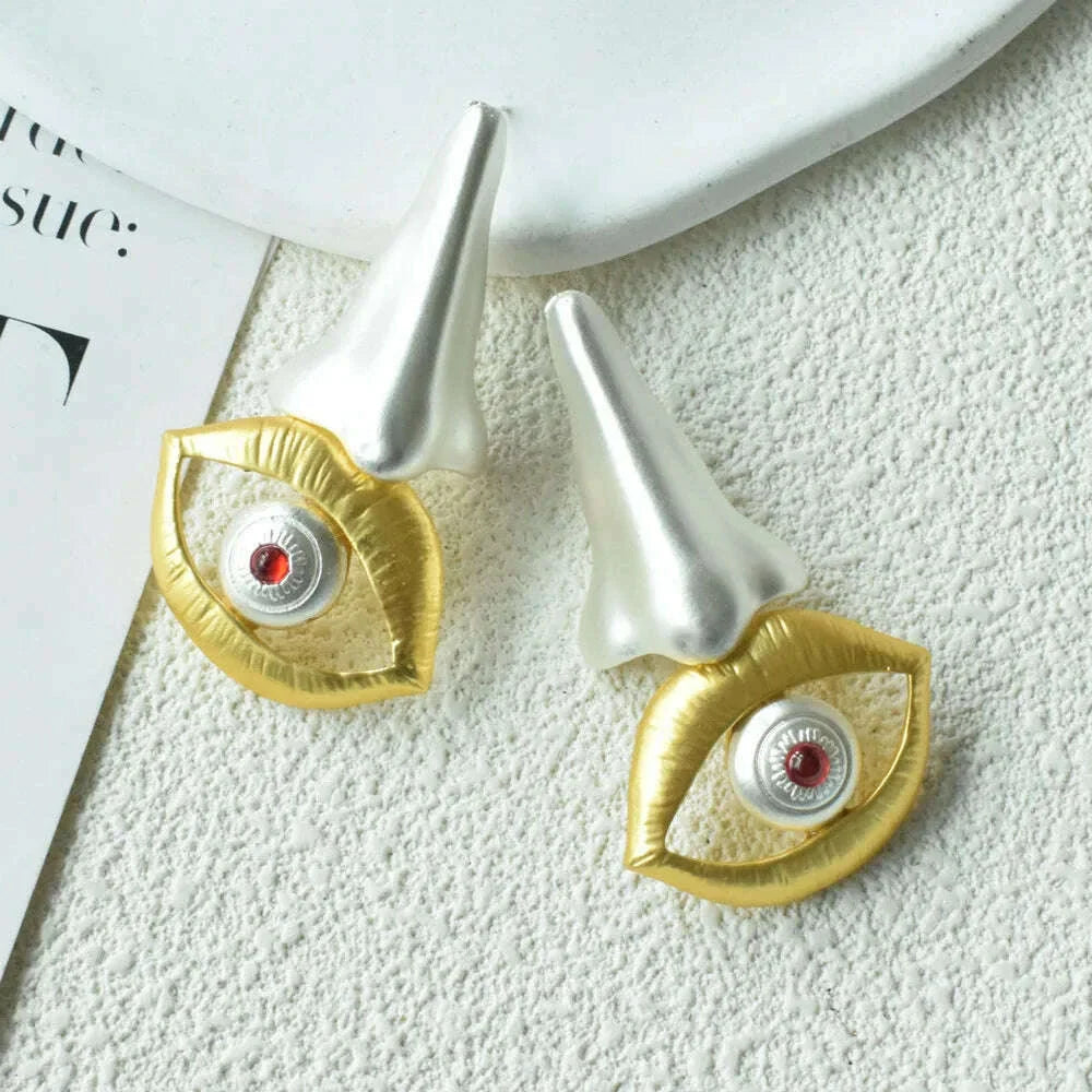 Exaggerated Metal Plated Nose Eyes Shaped Dangle Earrings For Women Fashion Jewelry Party Show Statement Earrings Accessories