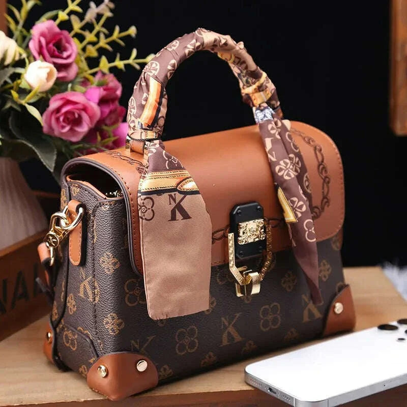 Light luxury brand women's handbag 2025 new autumn and winter high-end designer fashionable shoulder crossbody bag