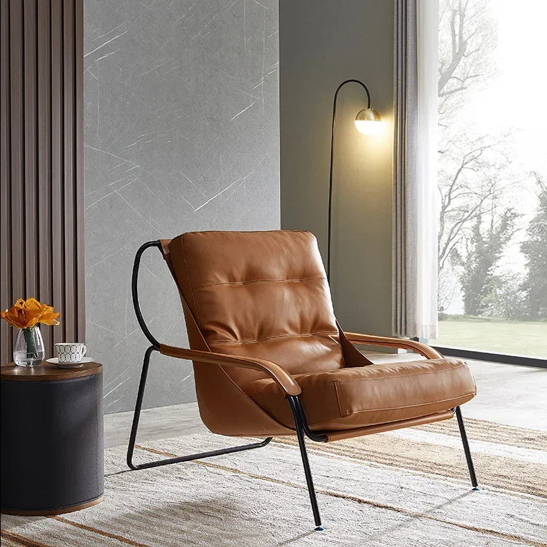 A Italian design living room chair modern metal iron saddle leather armchair Hotel bedroom leisure lounge chair