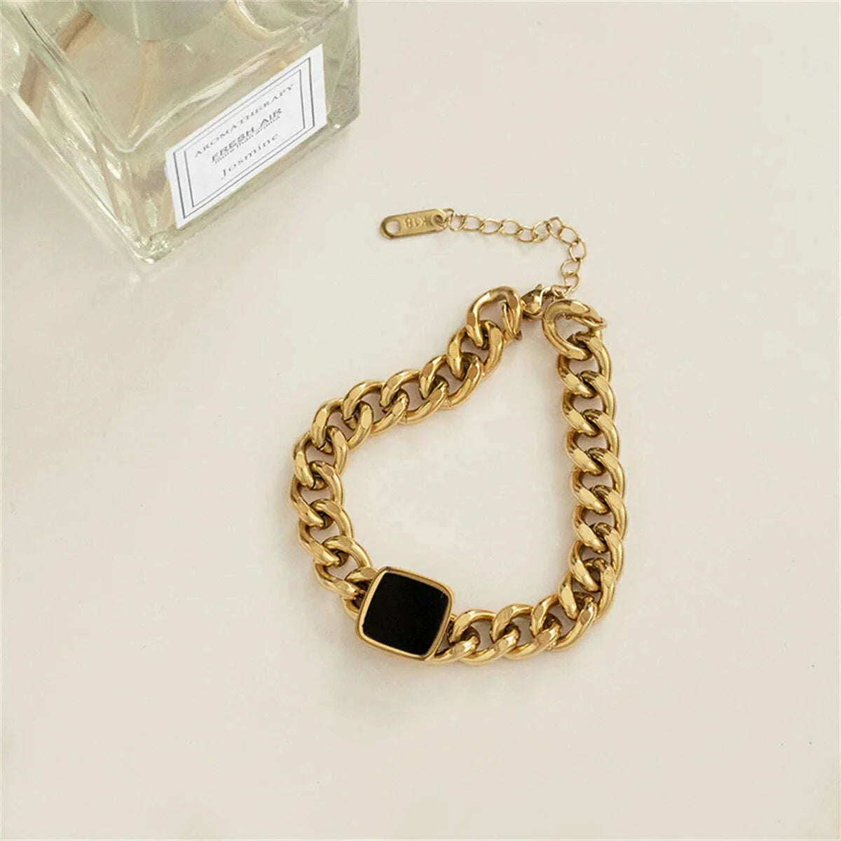 Fashion Jewelry Personalized and Exaggerated Titanium Steel Thick Chain Necklace Versatile Black Square Pendant For Women