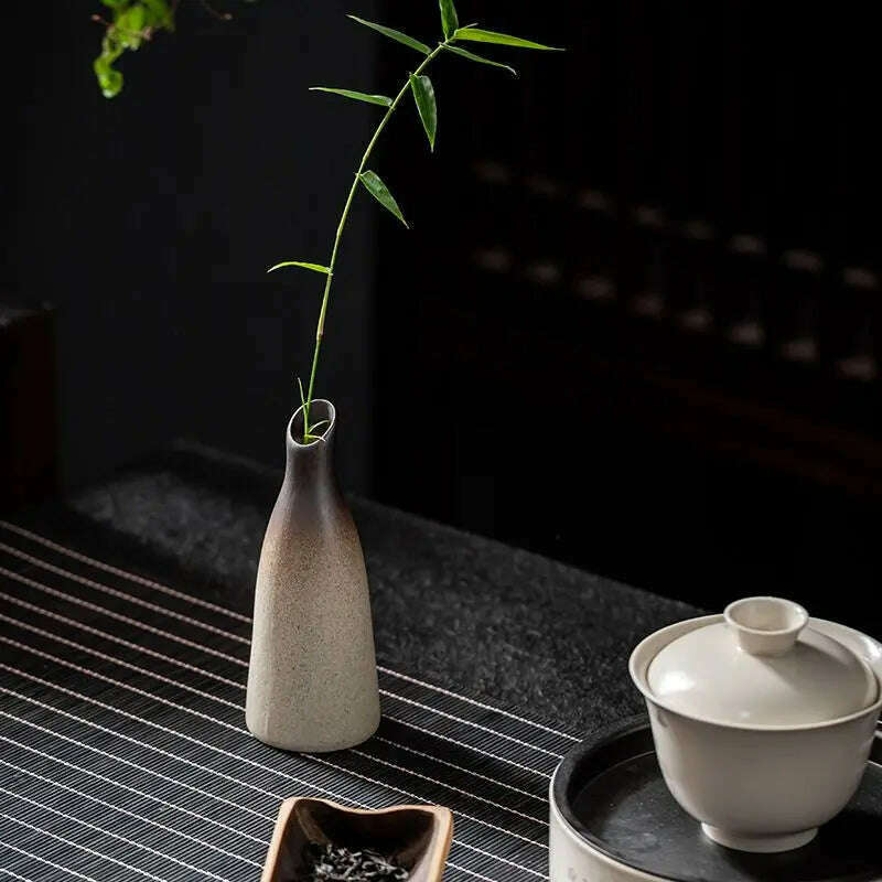 CHANSHOVA China Pottery Mini Small Flower Vases Traditional Chinese Retro Style Ceramic Vase Lliving Room Home Decoration T032