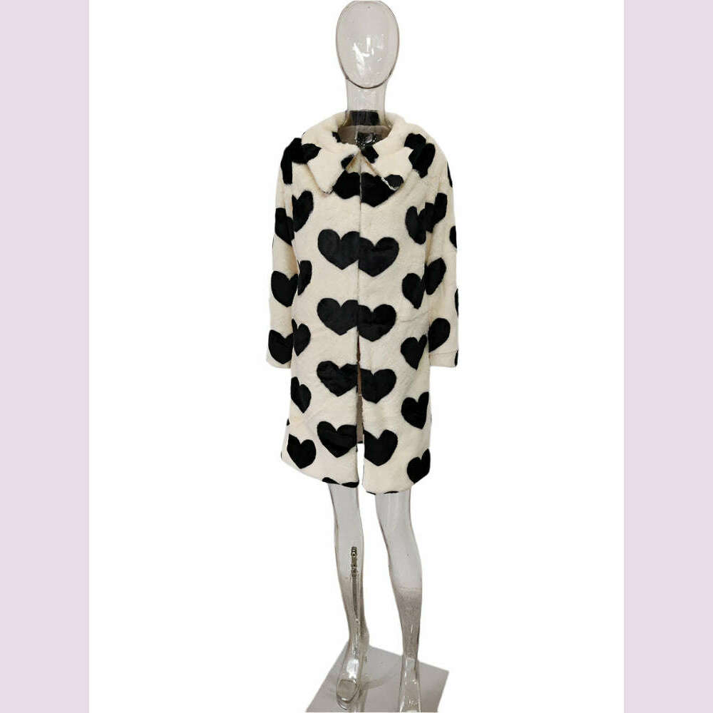 DEAT Fashion Women's Faux Fur Coat Lapel Loose Long Sleeve Plush Black Love Thick Warm White Overcoat Winter 2022 New 7AB2449