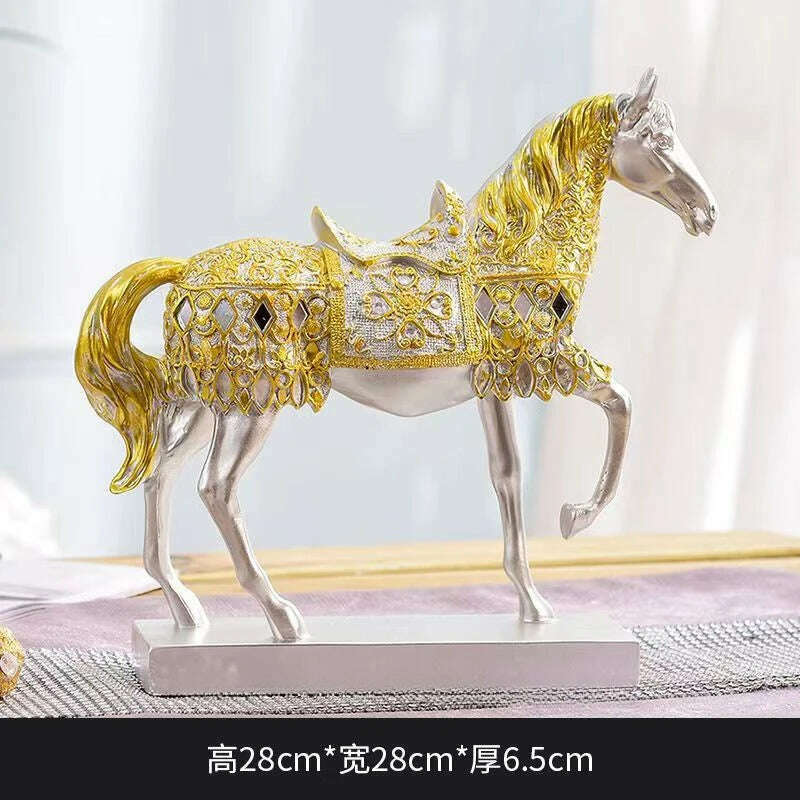 ERMAKOVA Retro War Horse Resin Golden Trotting Horse Statue Animal Sculpture Figurine Miniature Home Office Study Room Decor