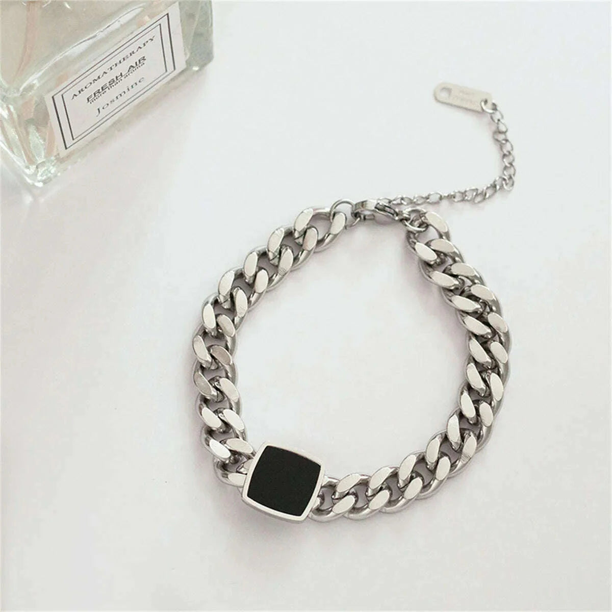 Fashion Jewelry Personalized and Exaggerated Titanium Steel Thick Chain Necklace Versatile Black Square Pendant For Women