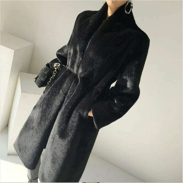 Lautaro Winter Long Black Luxury Elegant Stylish Thick Warm Fluffy Hairy Soft Faux Mink Fur Coat Women Stand Collar Sashes 2023