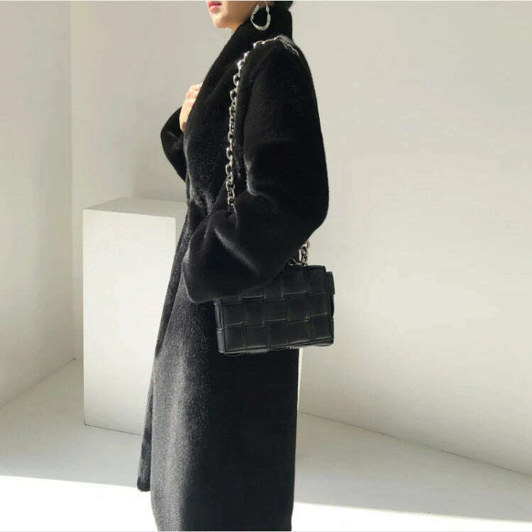 Lautaro Winter Long Black Luxury Elegant Stylish Thick Warm Fluffy Hairy Soft Faux Mink Fur Coat Women Stand Collar Sashes 2023