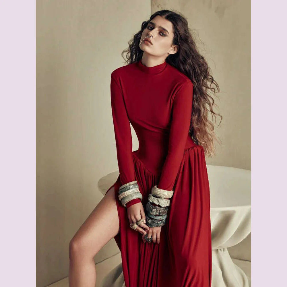 Mozision Backless O-neck Pleated Thigh Slit Long Sleeveless Autumn Winter Red Sexy Maxi Dress For Women High Waist Slim Dress