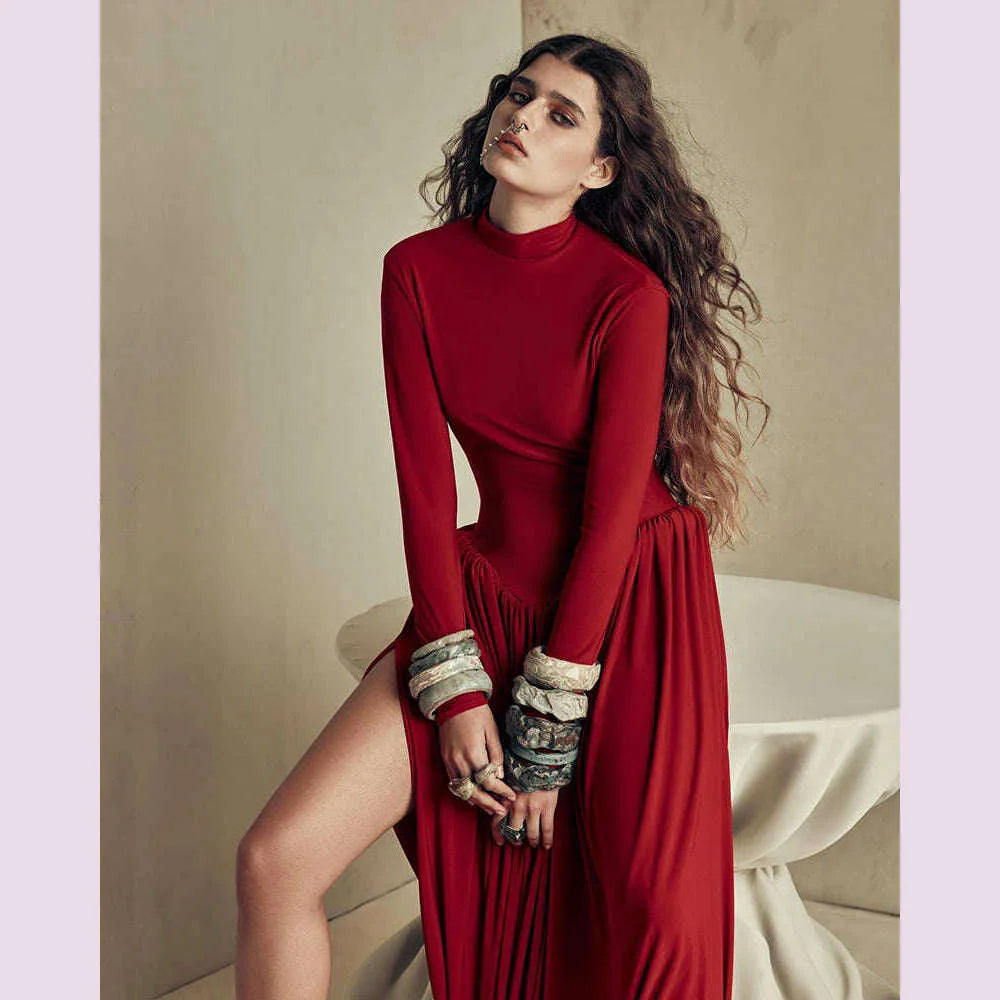 Mozision Backless O-neck Pleated Thigh Slit Long Sleeveless Autumn Winter Red Sexy Maxi Dress For Women High Waist Slim Dress