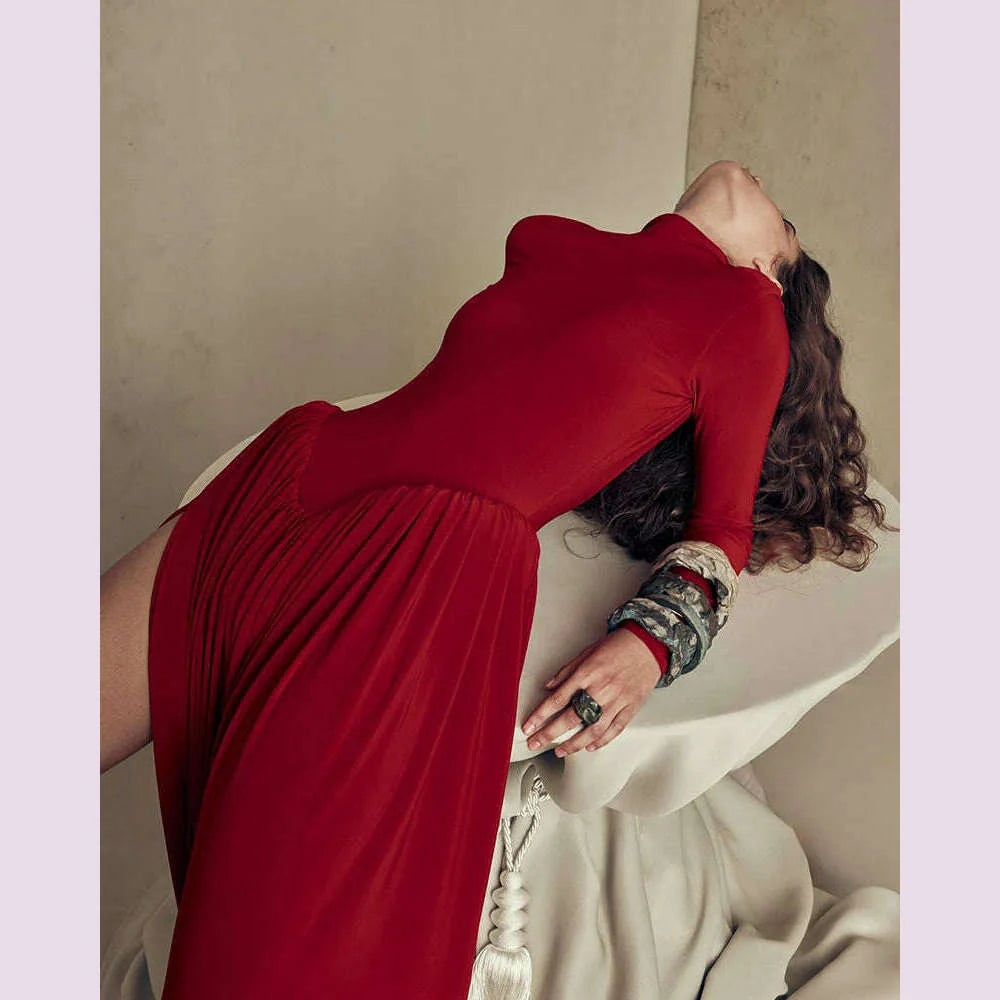 Mozision Backless O-neck Pleated Thigh Slit Long Sleeveless Autumn Winter Red Sexy Maxi Dress For Women High Waist Slim Dress