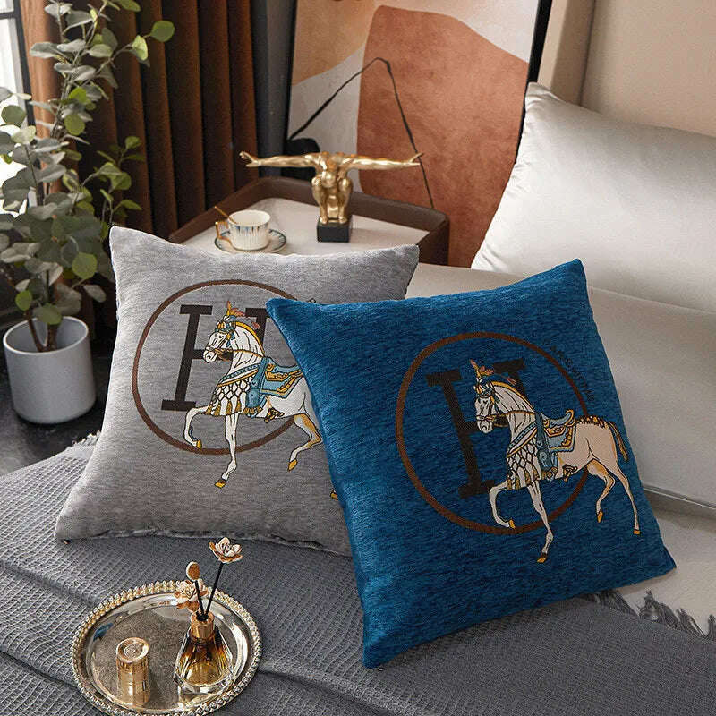 New Design Horse Pattern Throw Pillow Covers Chenille Throw Pillowcases Square Decorative Cushion Pillow Covers for Sofa JAF071