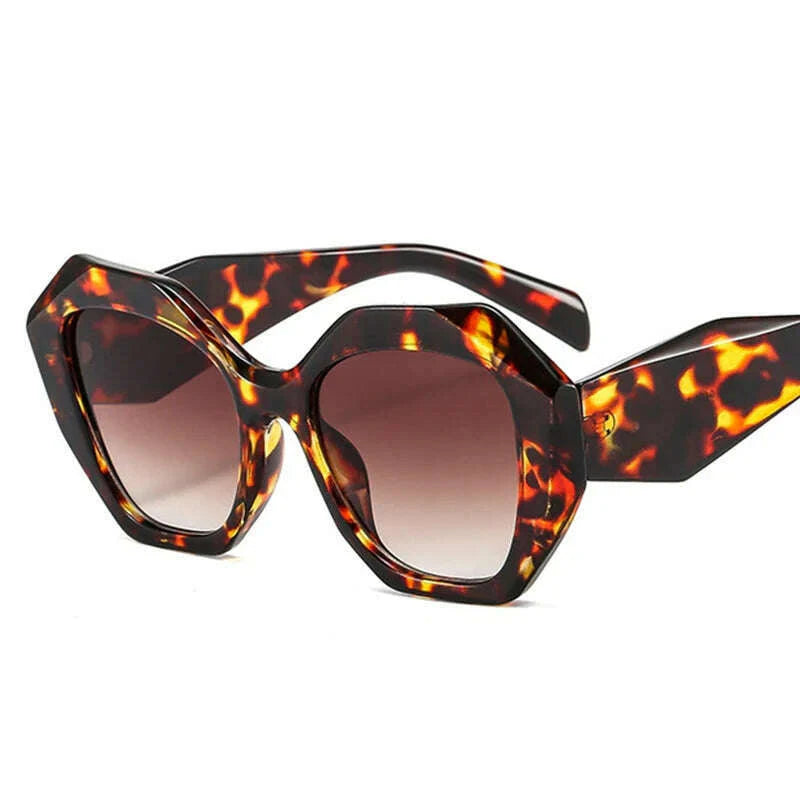 New Fashion Square Sunglasses Woman Vintage Shades Brand Design Vintage Polygon Sun glasses Female Tourism Glasses Lady Oculos