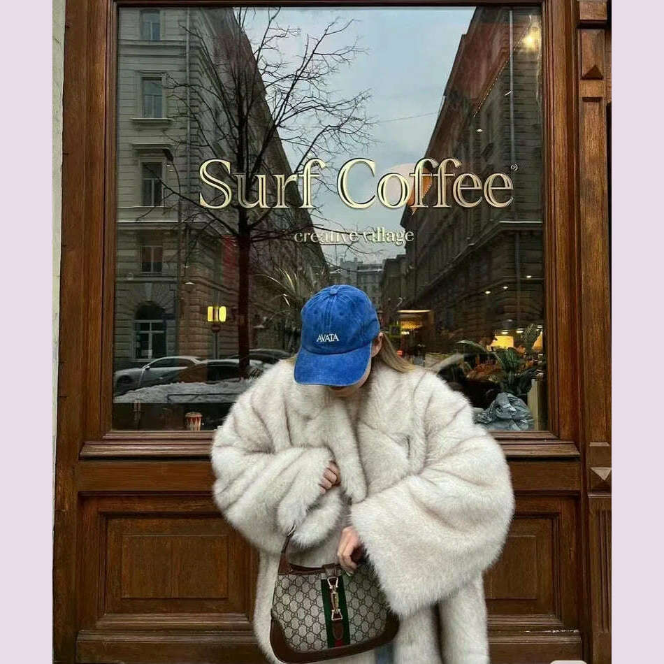 New Street Style Long Plush Coat Women With Thick Warm Cold Autumn Winter Faux Fur Coat High-Quality Fluffy Dyed Fox Fur Jacket