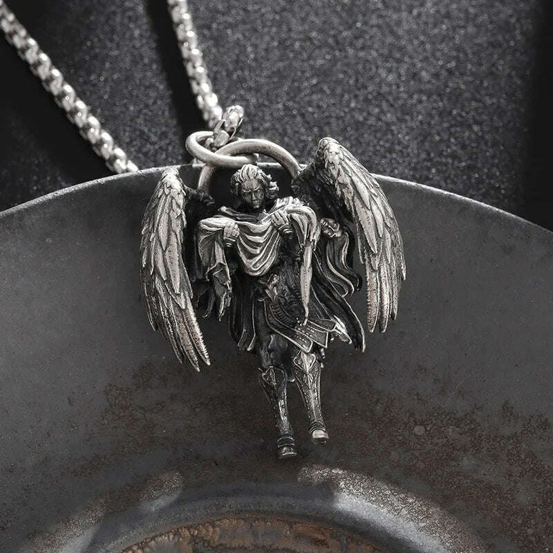 Stainless Steel Creative Personality Prayer Angel Pendant Necklace Men and Women Fashion Trend Hip Hop Punk Accessories Jewelry