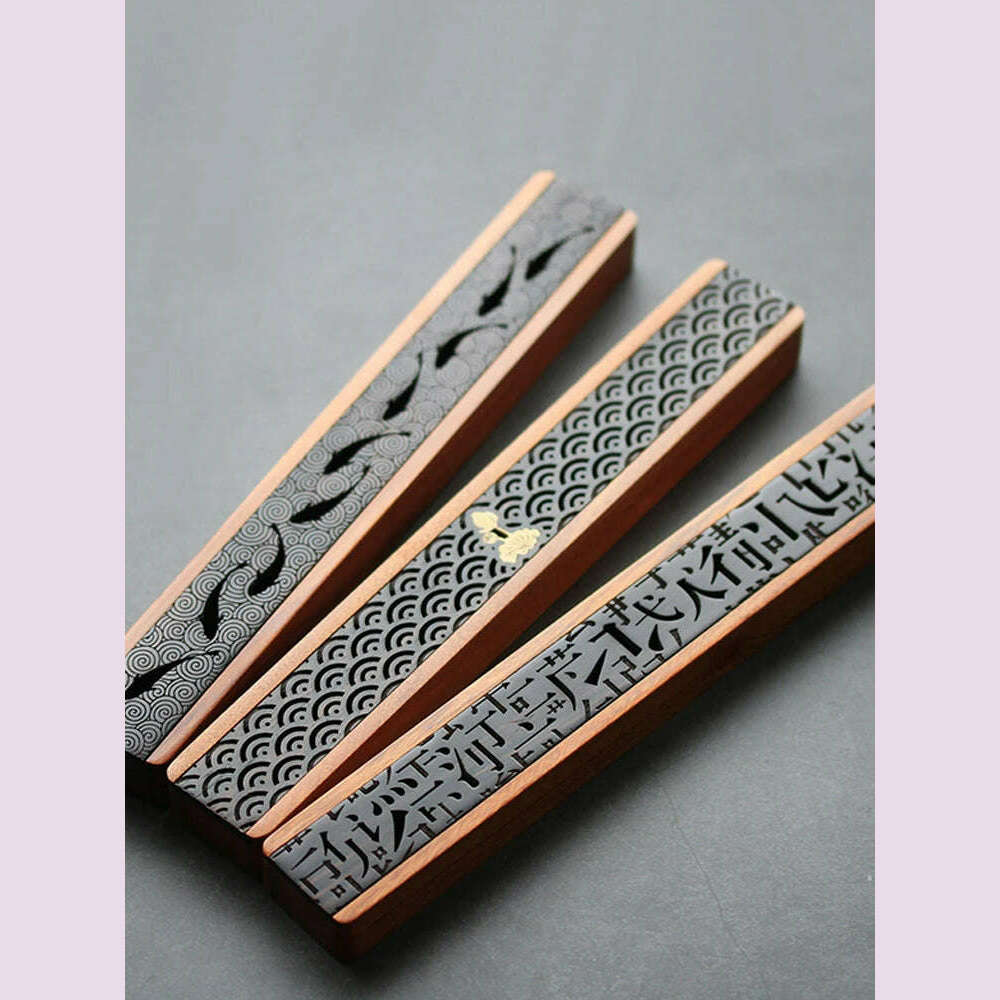 1pc Antique personality solid wood hollowed out line incense box portable sleeping incense box incense box incense fumigation