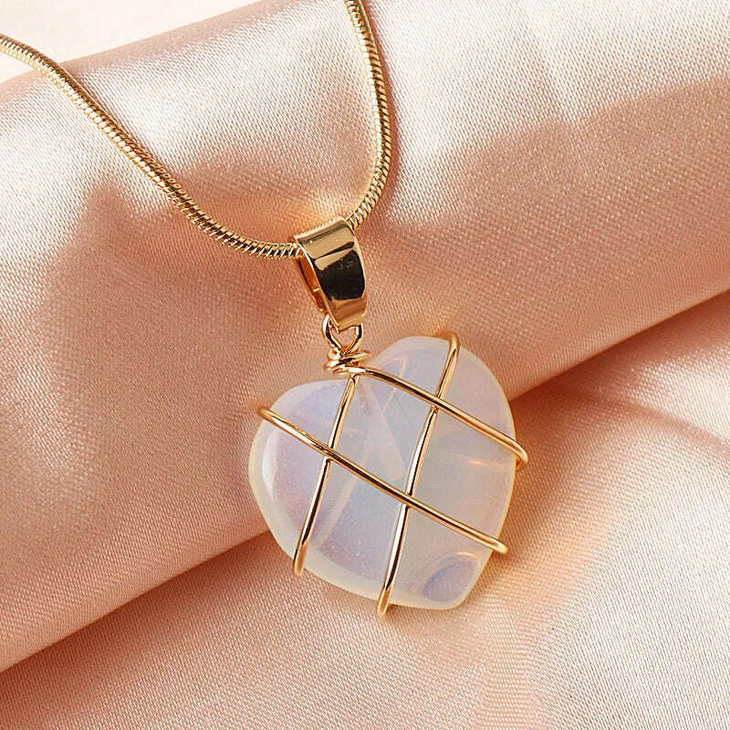 2023 Fashion Opal Heart Necklace Castle Necklace For Woman Girls Rose Quartz Princess Necklace Jewelry Accessories Gift