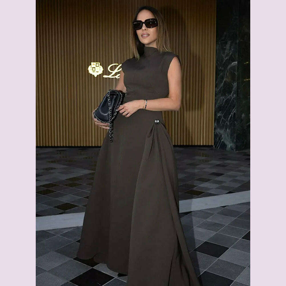 2024 Chic Solid Slanted Collar Pleated A-line Maxi Dress Women's Elegant Sleeveless High Waist Slim Dresses Female Evening Robes