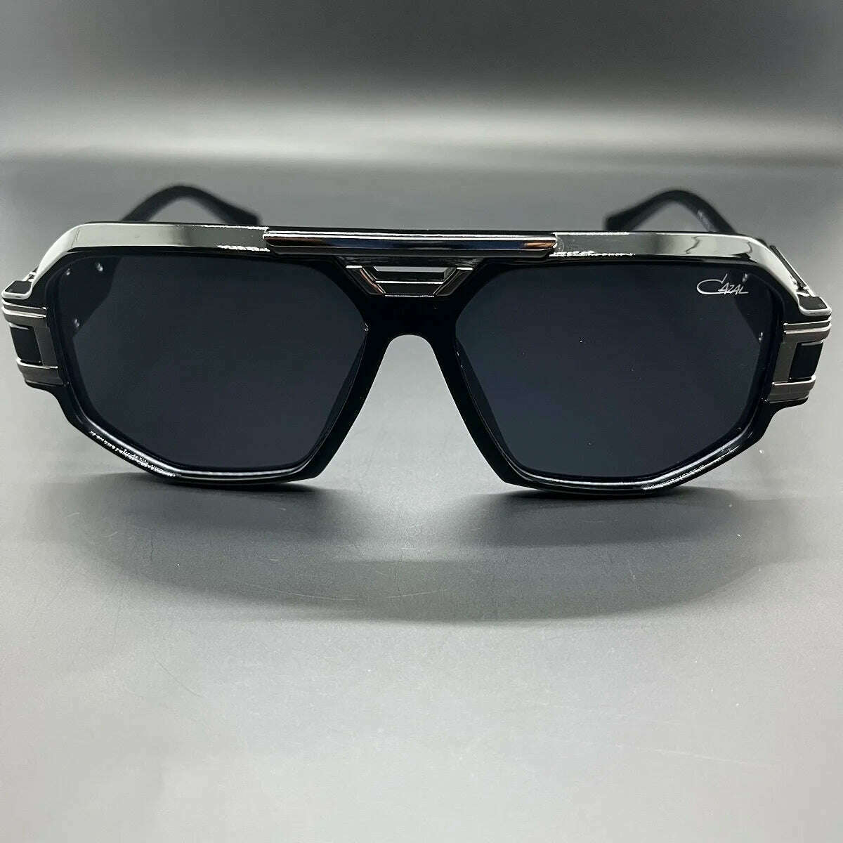 2024 New High Quality Women Sunglasses Oversized Vintage Retro Driving Outdoor Sports Men's Sun glasses Cazall 675