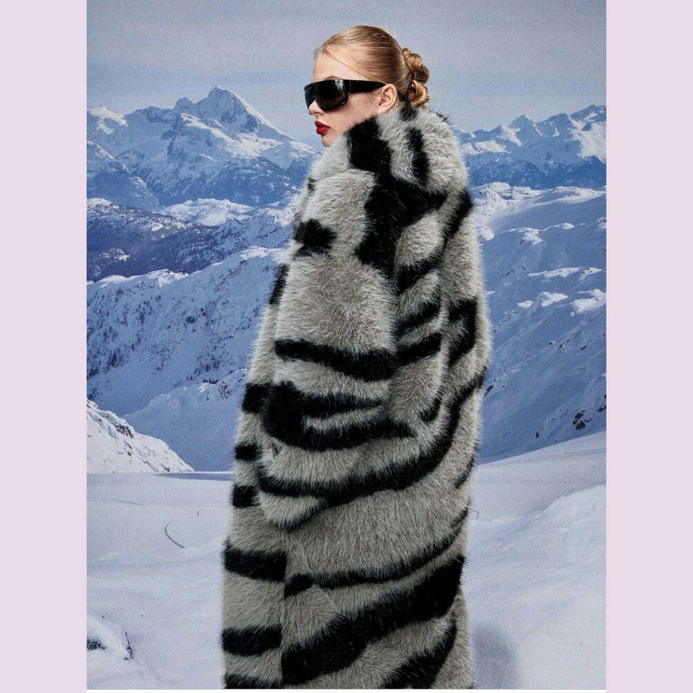 2024 Winter Vintage Thick Warm Long Faux Fur Coat Women Zebra-stripe Printed Fluffy Jacket Fur Coat Large Size Luxury Overcoat