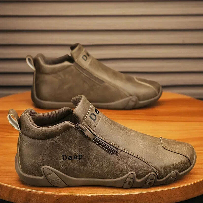 2025 New Casual shoe for Men Luxury Round Toe Men Ankle Boots Light Slip on Walking shoe Outdoor Comfor Men High Top Sneakers