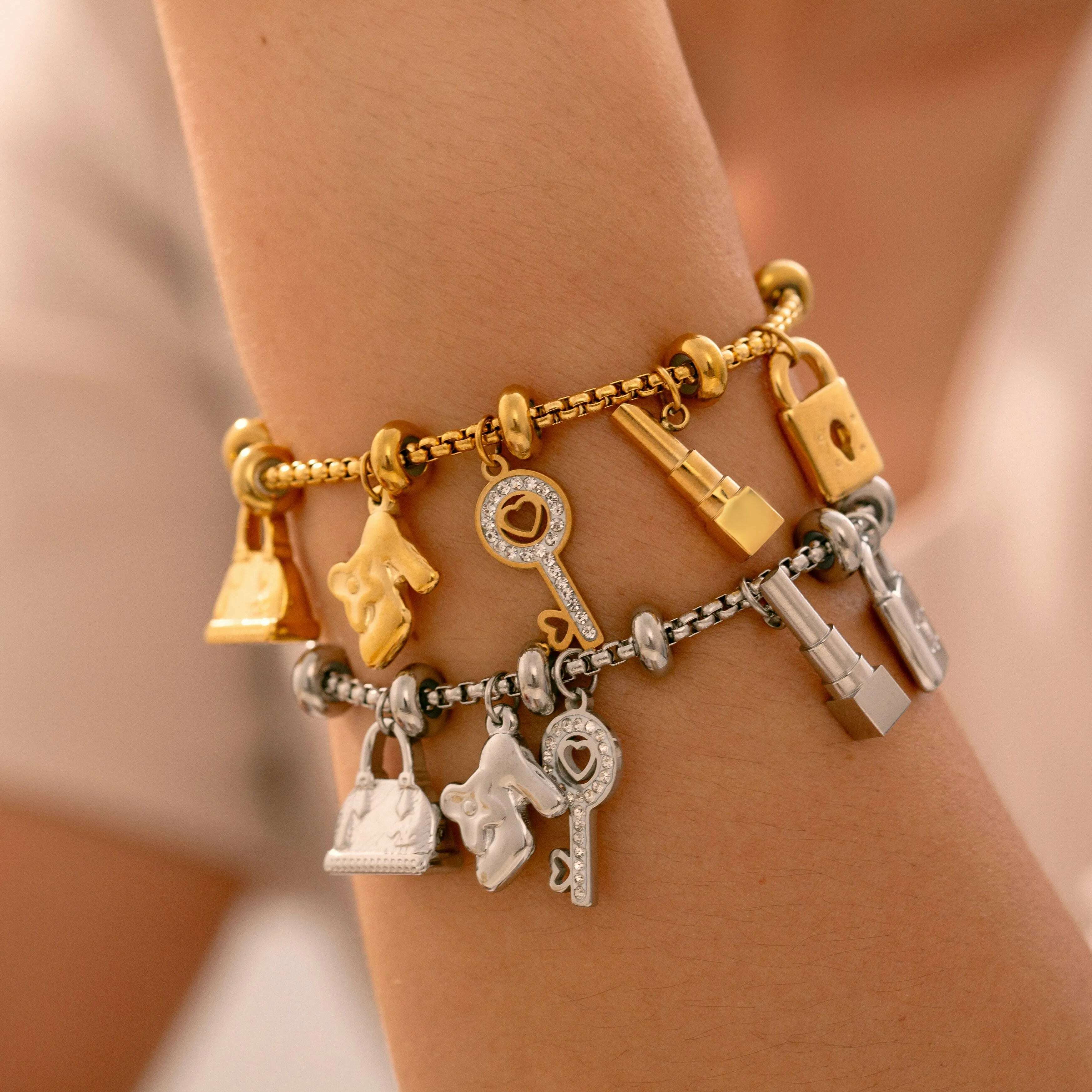 316L Stainless Steel Charm Bracelet For Women 18K Gold Plated Waterproof No Tarnish Women's Multiple Different Pendant Bracelets