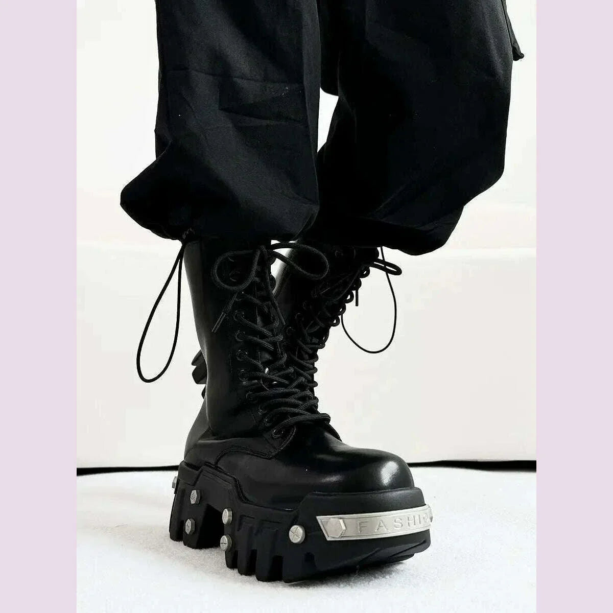 2025 Winter New Thick-soled High-top Locomotive Bulldozer Boots Men