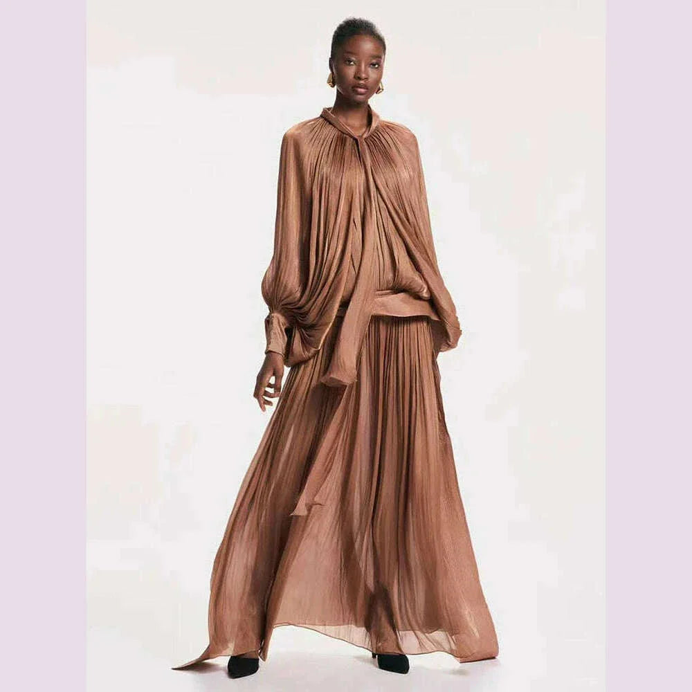 Spring 2025 women's vintage satin lanterny-sleeved sexy long dress with a leaky back, fashionable drape loose pleated skirt