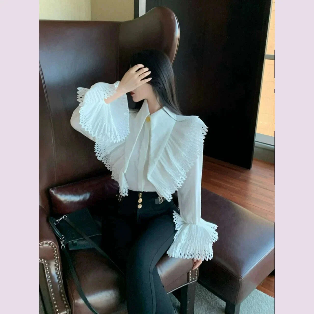KUSAHIKI Korean Niche Flared Sleeves Turn-down Collar Shirt Fashion Women Slim Elegant Blouse Tops 2024 Spring New Tops Camisas