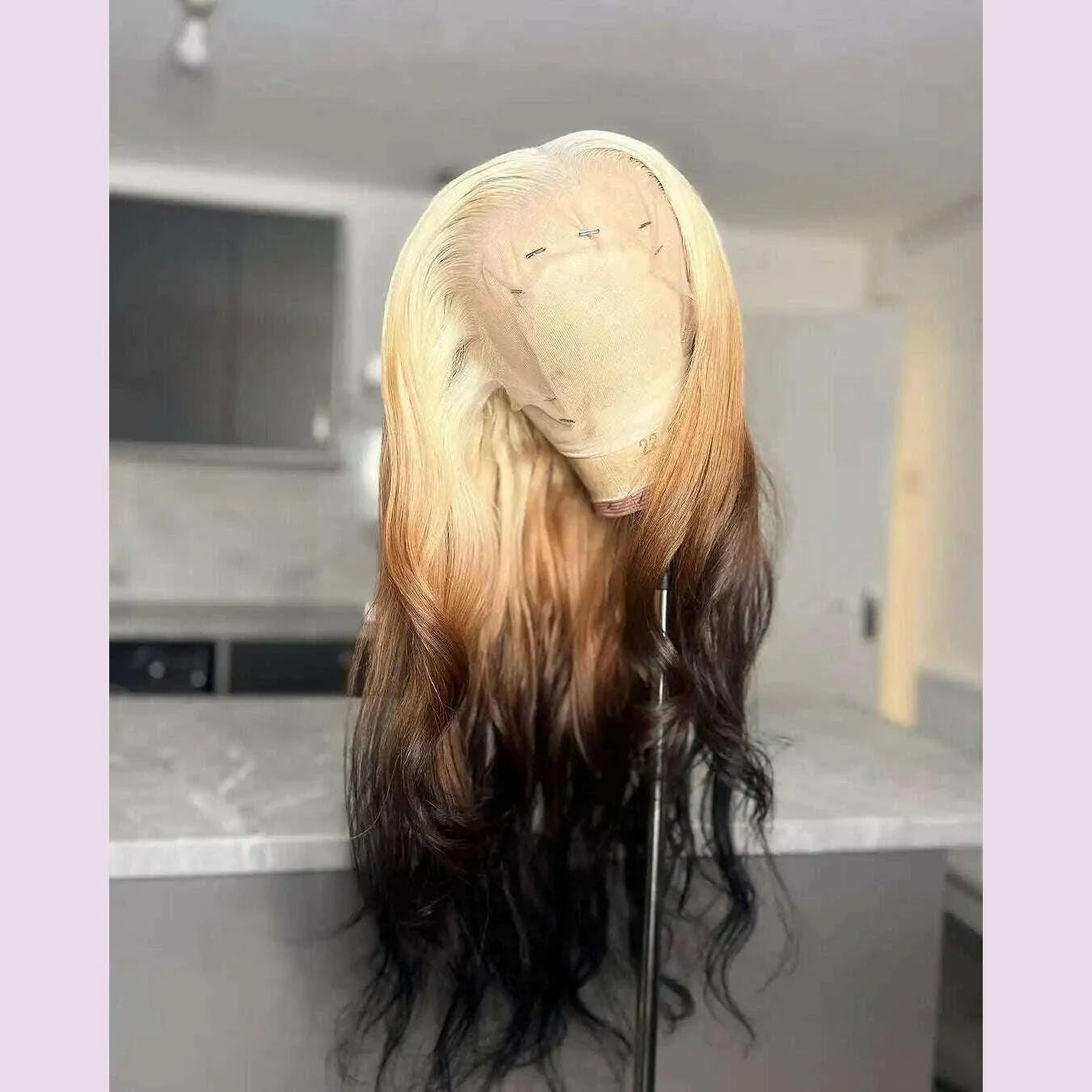 OmBre Blonde Lace Front Wigs For Women Synthetic 13X4 Lace Frontal Wigs Pre Plucked Hairline With Baby Hair Wig 200% Density