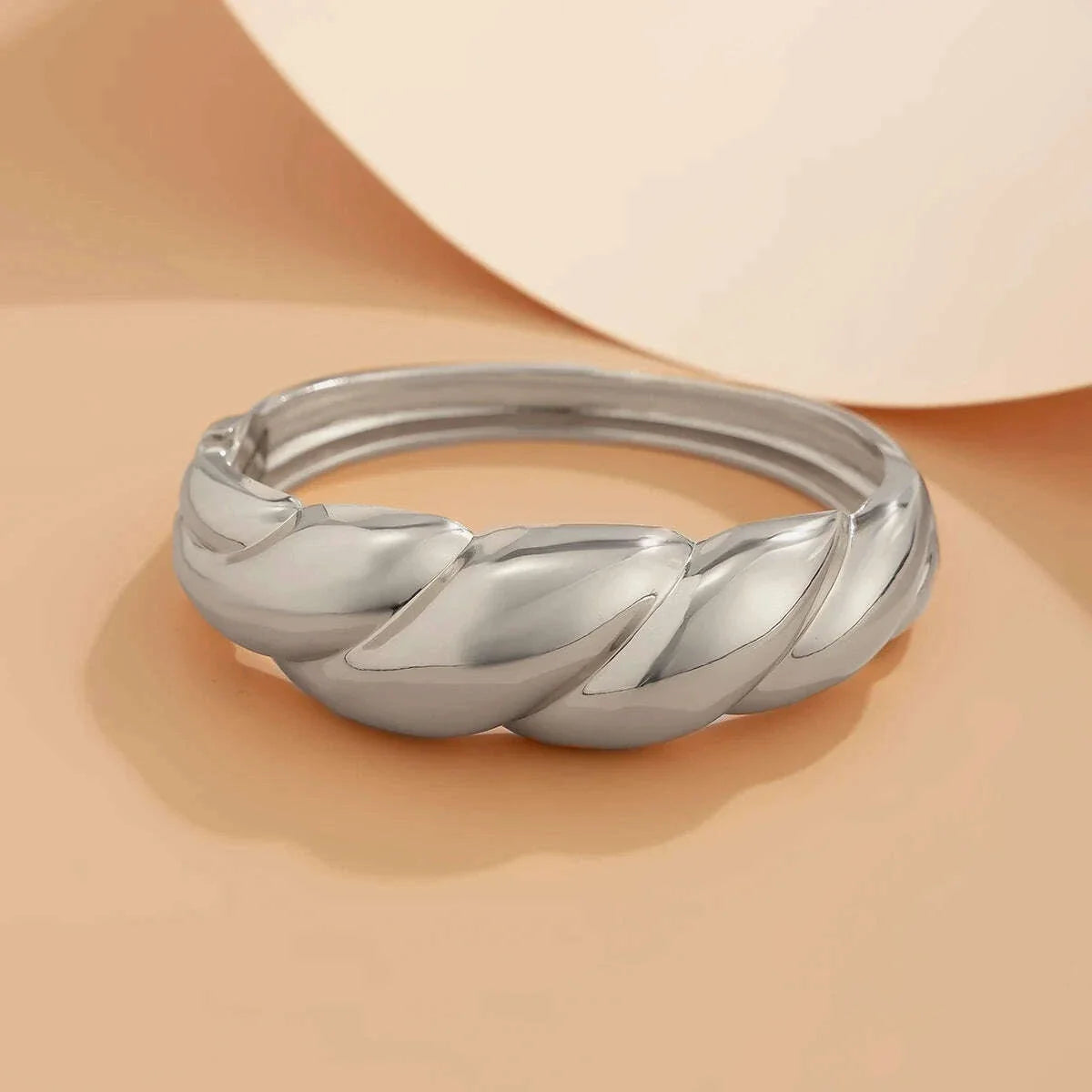 Ingemark 4 Styles Hip Hop Punk Wave Open Spring Bangles for Women Creative Heavy Metal Chunky Bracelets Couple Hand Jewelry Men