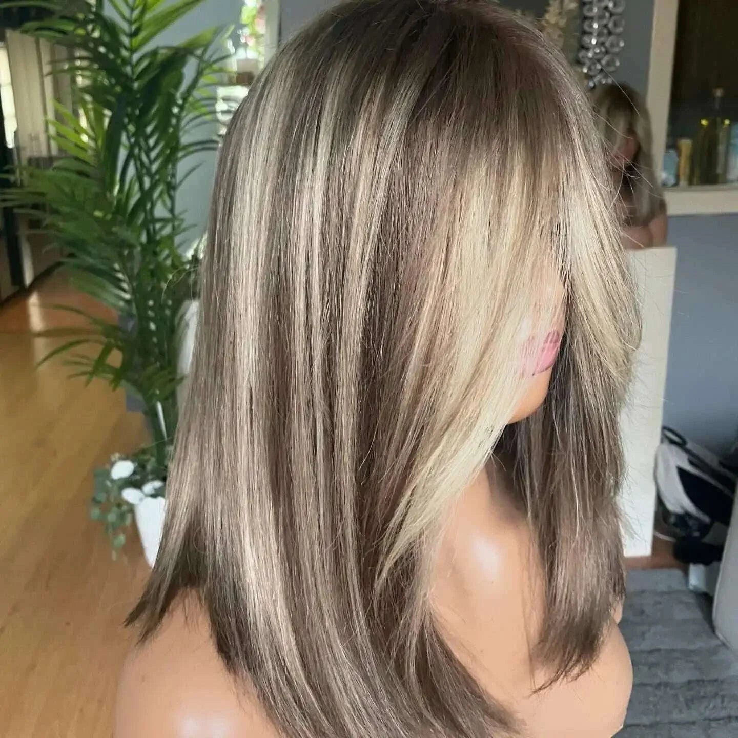 Highlight wig Natural Brown Lace front Wig For White Women Medium Long Wig Silky Straight  High Quality