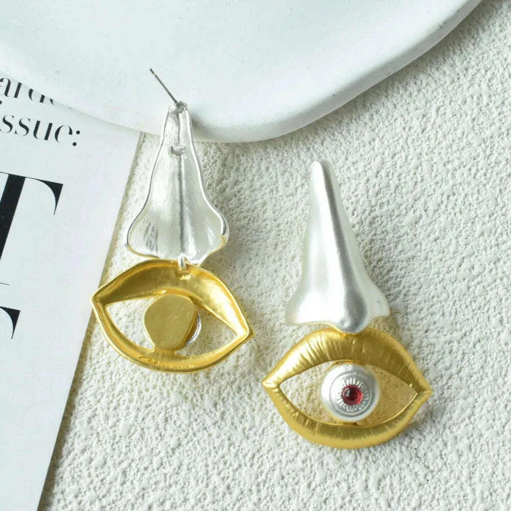 Exaggerated Metal Plated Nose Eyes Shaped Dangle Earrings For Women Fashion Jewelry Party Show Statement Earrings Accessories