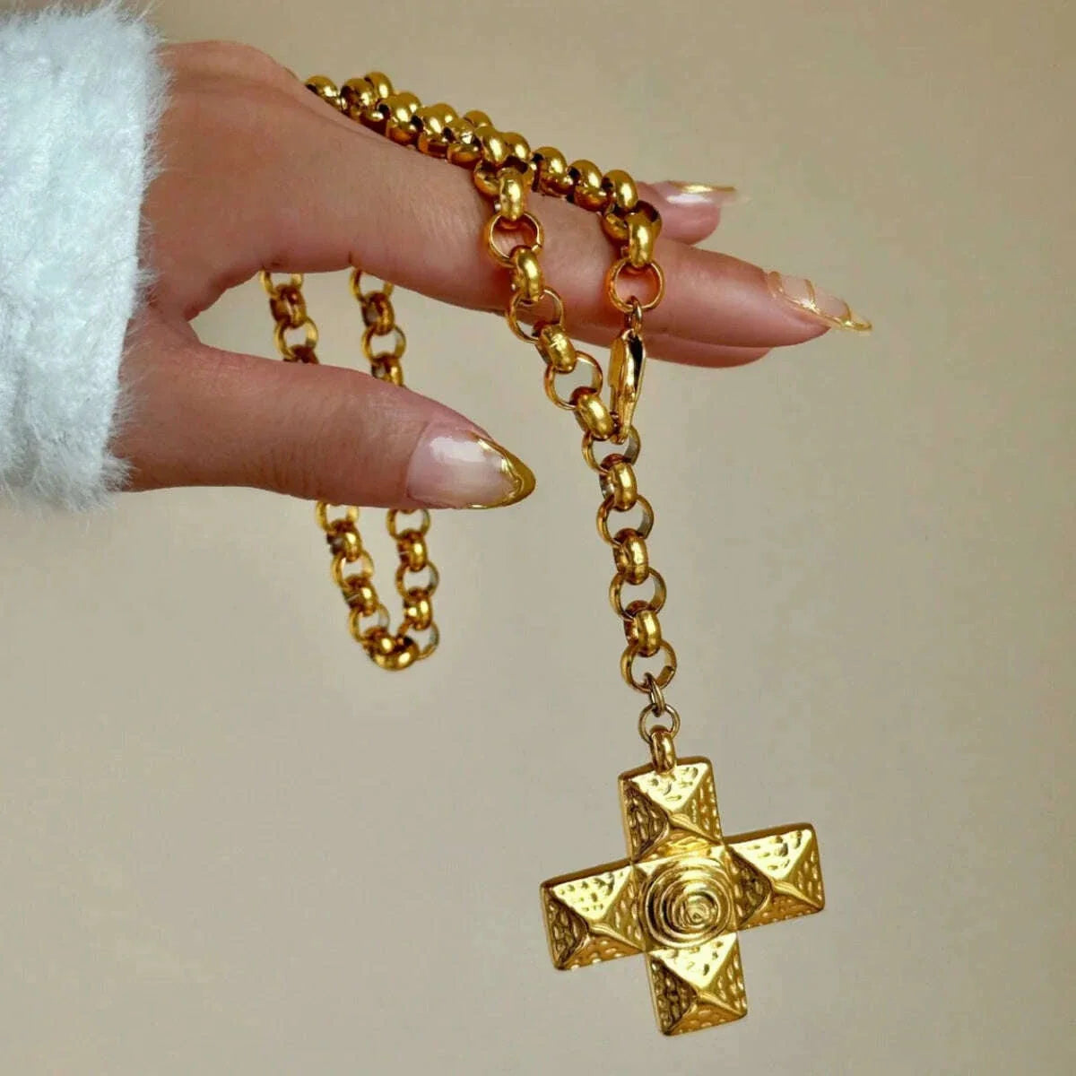 Punk 18K Gold Plated Stainless Steel Big Cross Pendant Necklace for Women Fashion Party Jewelry Gift