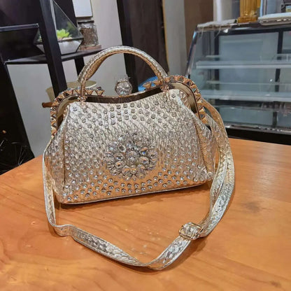 2023 New Luxury Fashion Diamonds Women&#39;s Handbags Leather Design Clip Rhinestone Bag Portable Tote Shoulder Messenger Bags