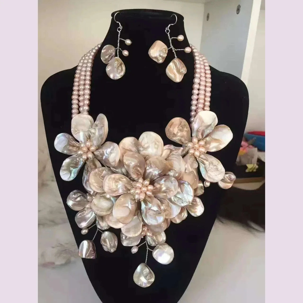 Women's 18" Pink Pearl and  White Shell Flower Statement Necklace and Bracelet Earring Set