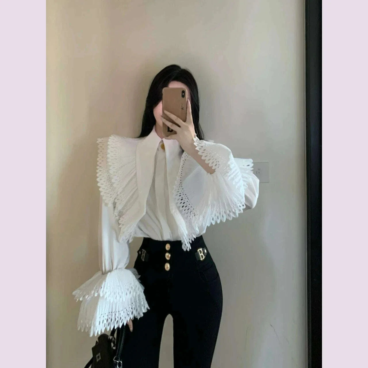 KUSAHIKI Korean Niche Flared Sleeves Turn-down Collar Shirt Fashion Women Slim Elegant Blouse Tops 2024 Spring New Tops Camisas