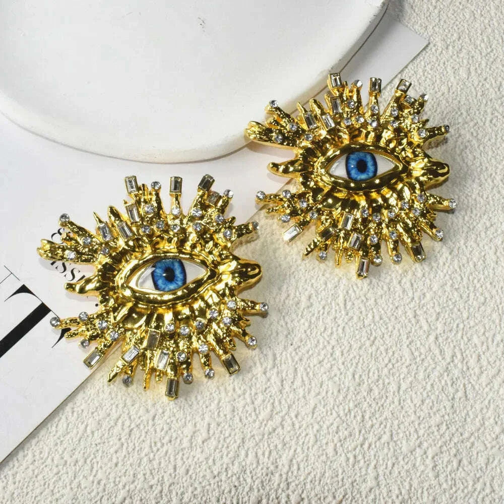 Baroque Style Fashion Alloy Big Eyes Dangle Earrings For Women Jewelry Exaggerated Ladys' Statement Earrings  Accessories
