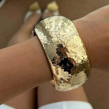 Ingemark 4 Styles Hip Hop Punk Wave Open Spring Bangles for Women Creative Heavy Metal Chunky Bracelets Couple Hand Jewelry Men