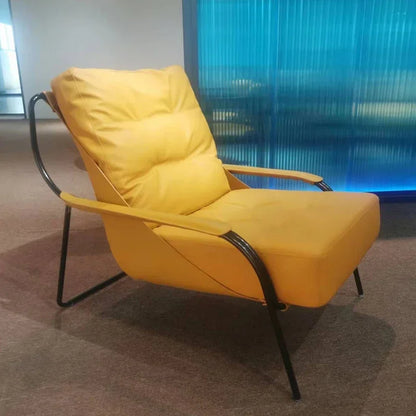 A Italian design living room chair modern metal iron saddle leather armchair Hotel bedroom leisure lounge chair