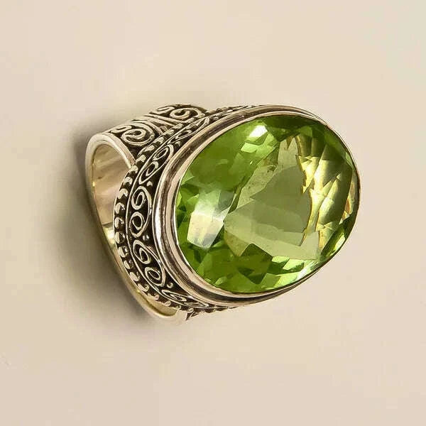 Vintage Peridot Green Zircon Rings for Women Carved Flower Pattern Ring Fashion Creative Design Handmade Wedding Party Jewelry