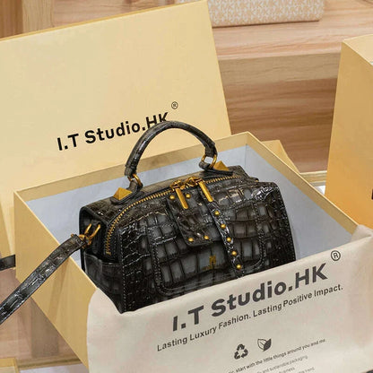 Light luxury brand designer women's handbag pillow bag 2025 new autumn and winter high-end single shoulder crossbody bag
