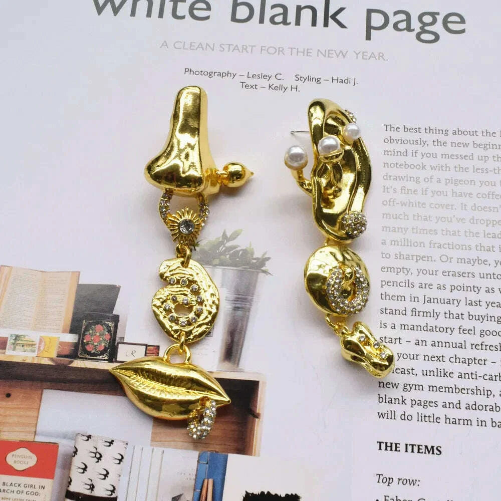 Vintage Exaggerated Irregular Alloy Dangle Earrings for Women Jewelry Baroque Style Party Show Statement Earrings Accessories