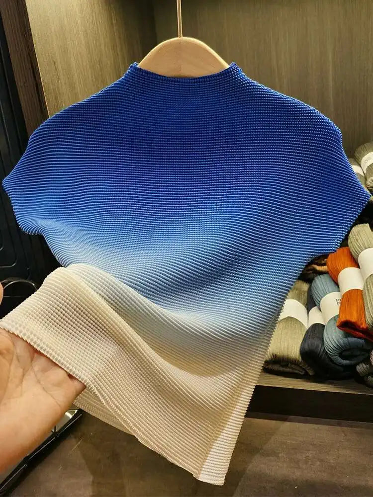 GVUW Pleated Women's T-shirt Slim Fit Gradient Color Stand Collar Short Sleeve Female Casual Comfortable Top 2025 Spring 17J0413