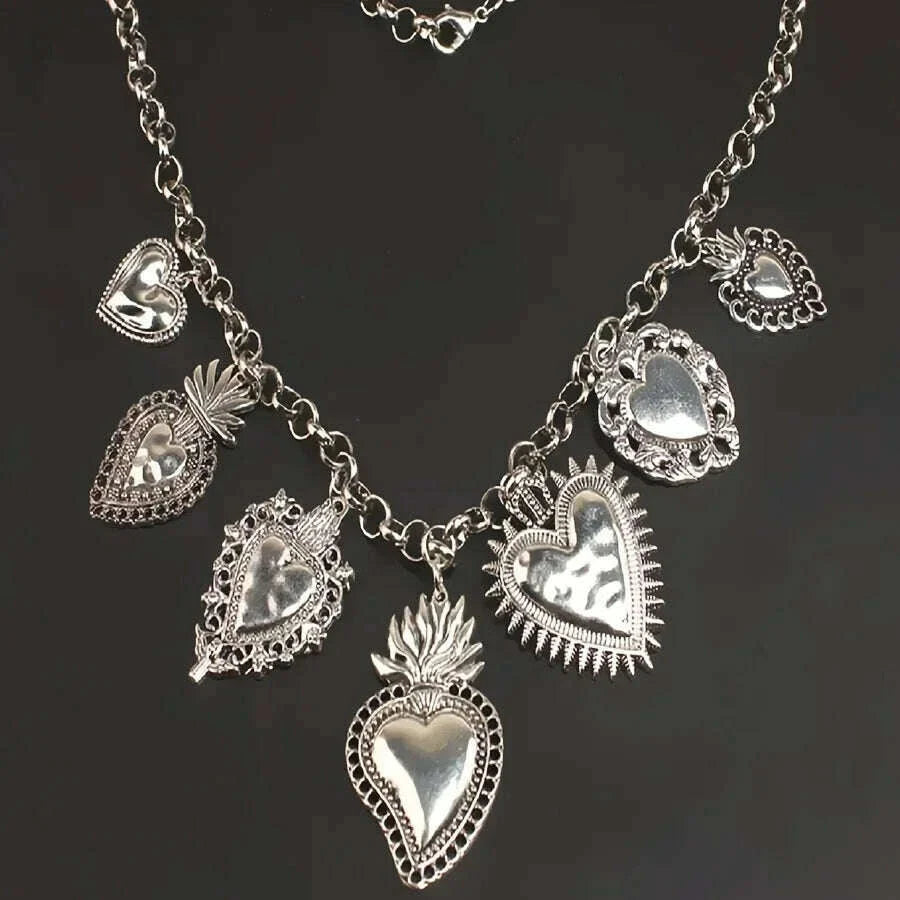 Vintage-Inspired Silvery Color Chain Necklace With Multiple Holy Heart Pendants Women's Fashion Accessory For Parties Jewelry