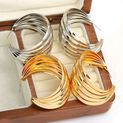 AENSOA European and American Fashion Round Circle Twist Hoop Metal Earrings for Women New Punk Style Gold Color Retro Earring