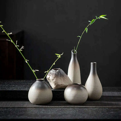 CHANSHOVA China Pottery Mini Small Flower Vases Traditional Chinese Retro Style Ceramic Vase Lliving Room Home Decoration T032