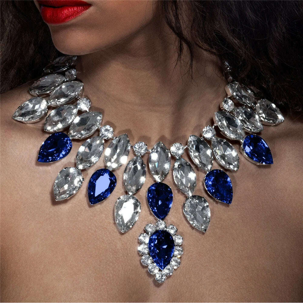 Dazzling Glass Strass Pendant Necklace for Women Big Jewelry Rhinestone Crystal Wedding Stage Accessories