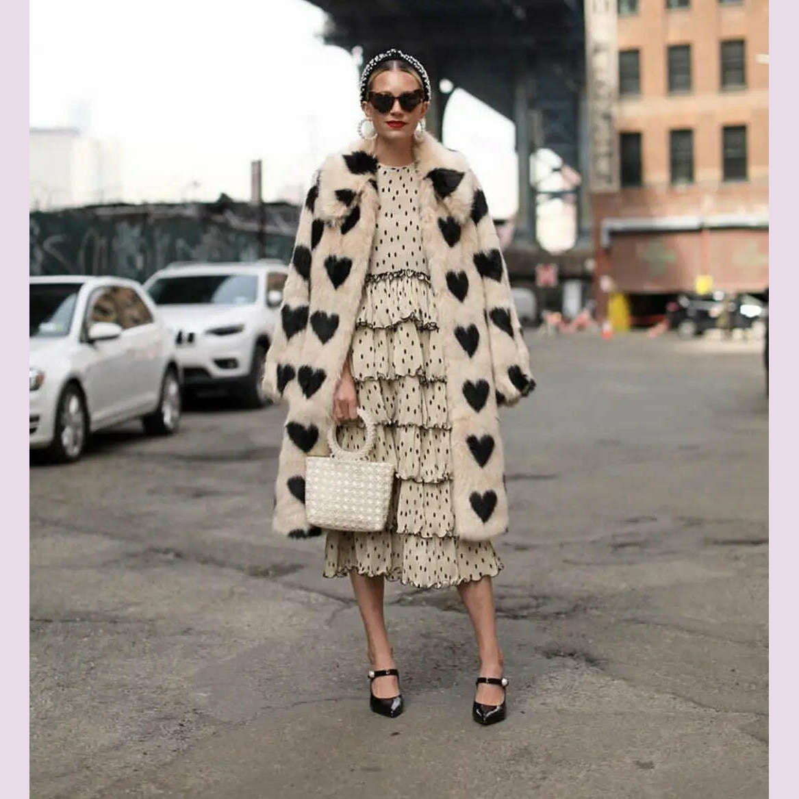 DEAT Fashion Women's Faux Fur Coat Lapel Loose Long Sleeve Plush Black Love Thick Warm White Overcoat Winter 2022 New 7AB2449