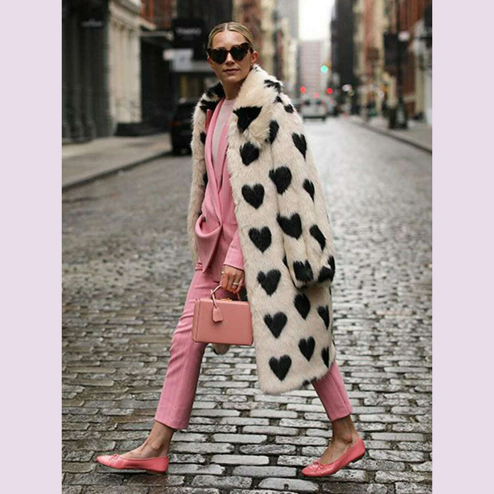 DEAT Fashion Women's Faux Fur Coat Lapel Loose Long Sleeve Plush Black Love Thick Warm White Overcoat Winter 2022 New 7AB2449